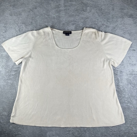 Ann Taylor 100% Silk Short Sleeve Blouse Top Beige L Careerwear Minimalist Work - Picture 1 of 9